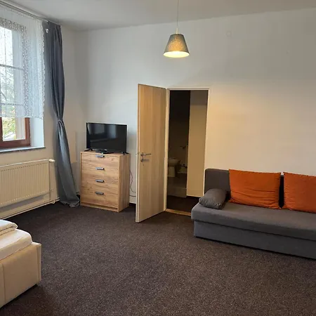 Pensionat A Stare Nadrazi 3*